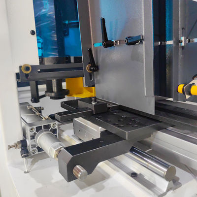 10800r/min Velocità di rotazione MX-7203 Macchina per modellare profili di legno per il processo di lavorazione del legno