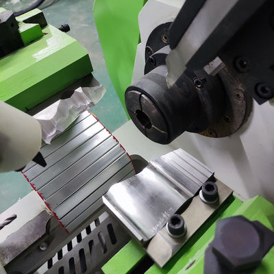 150mm Tool Rest Travel Wood Lathe Machine per la produzione di bastoncini e adesivi rotondi