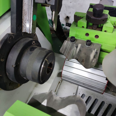 150mm Tool Rest Travel Wood Lathe Machine per la produzione di bastoncini e adesivi rotondi