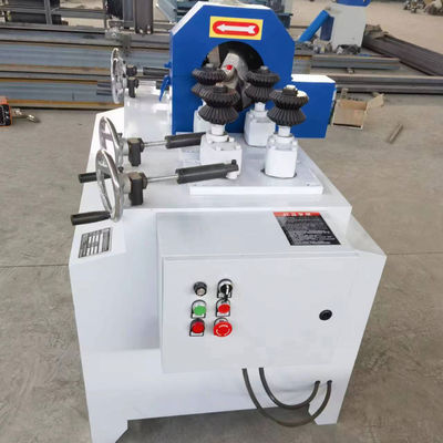 1.1KW Motore di alimentazione MC90100B Macchina per la lavorazione di barre rotonde per la produzione