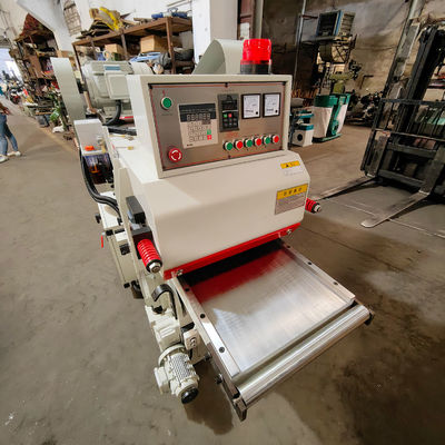 Modello MB450B per legno massello e MDF Peso KG 2300 KG