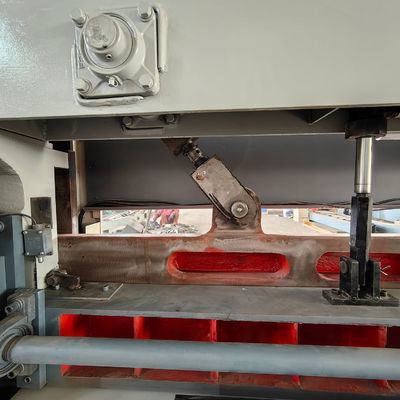 Macchina per il taglio di pannelli di legno con progettazione pesante e funzione automatica MJB318