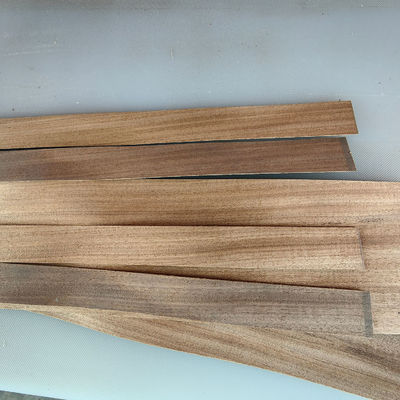 Macchina per il taglio di pannelli di legno con progettazione pesante e funzione automatica MJB318