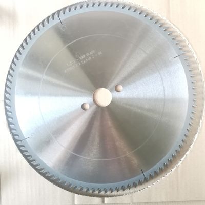 Tct Materiale carburo Leghe per la lavorazione del legno Lama a sega circolare per il taglio del legno massello