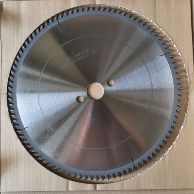 Tct Materiale carburo Leghe per la lavorazione del legno Lama a sega circolare per il taglio del legno massello