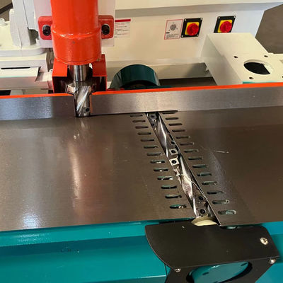 Macchina di pianificazione del legno professionale a 6 lame per la superficie del cartone MDF MB503 Pianificatore di spessore