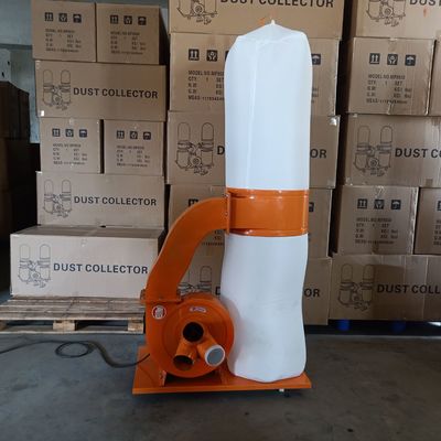 Strumenti per la lavorazione del legno, estrattivi per seghe a pannelli o per macchine per la bandazione dei bordi o per router CNC