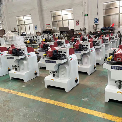Maggiore spessore di lavoro 90 mm Macchina di levigatura del filo di legno per l'industria del mobile
