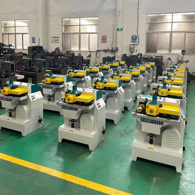 Maggiore spessore di lavoro 90 mm Macchina di levigatura del filo di legno per l'industria del mobile