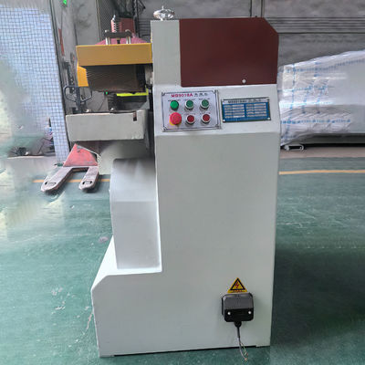 120 mm Max. Spessore di lavoro Superficie di piantagione di legno 180 mm Profili di legno