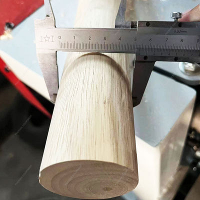 Macchina quadrata di lavorazione del legno altamente multifunzionale per la lavorazione di barre di legno semplici e rotonde