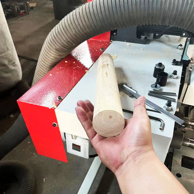 Macchina per la lavorazione di legno ad alta velocità con voltaggio opzionale 700 kg di peso