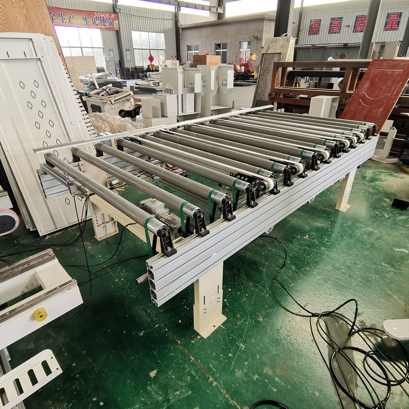 1300 mm di larghezza completamente automatico personalizzato in acciaio inossidabile convogliatore multi-rollo linea di assemblaggio