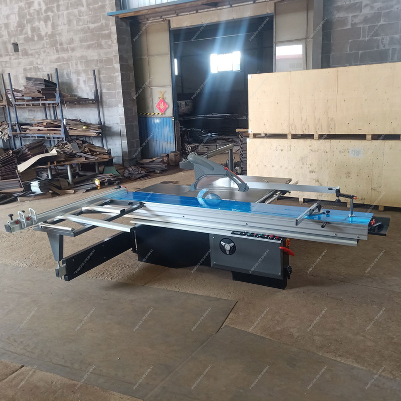 MJ3200 Tavola scorrevole per la lavorazione del legno completamente automatica segata a 45 gradi