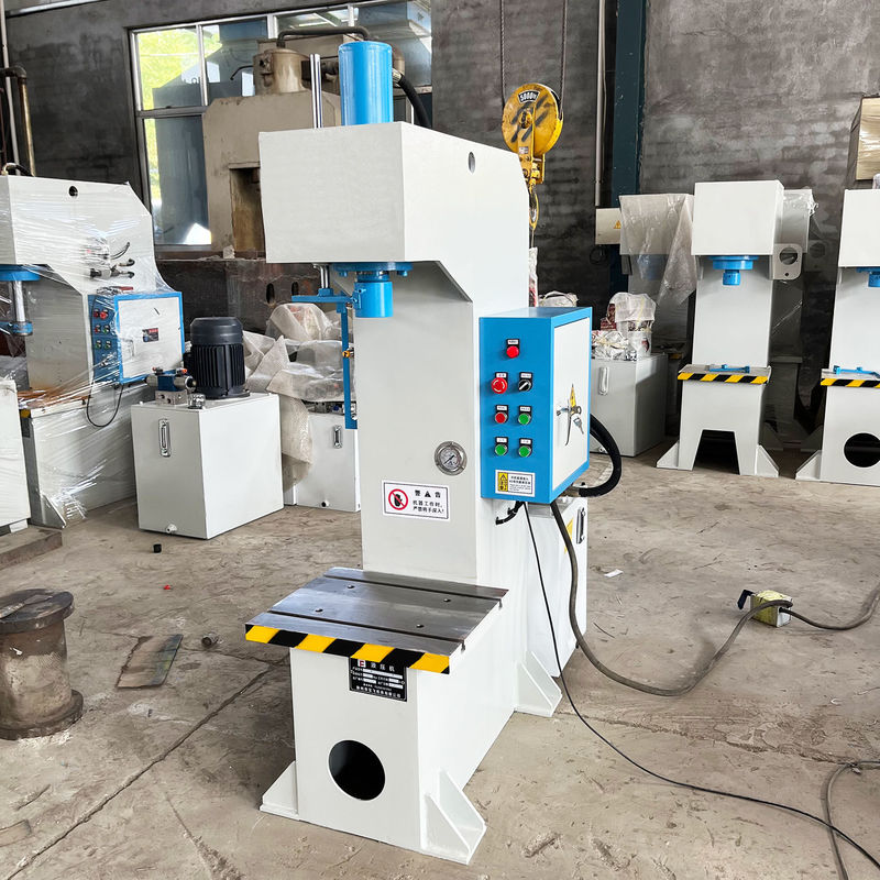 4kW Piccola presse idraulica a braccio singolo da 10 tonnellate per raddrizzare e perforare