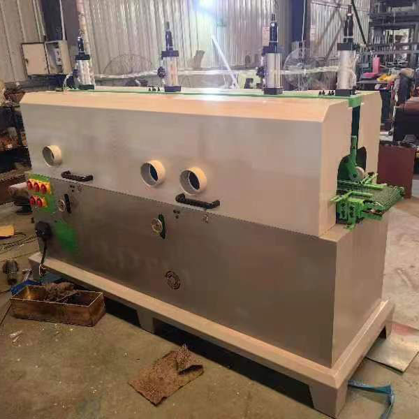 2350*750*1550 Striscia di legno quadrata a quattro lati, sabbia piatta per lucidare e rifinire