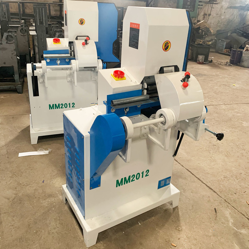 Polire il bastone di legno con MM2012 Single Belt Vertical Sander Broom Polishing Machine