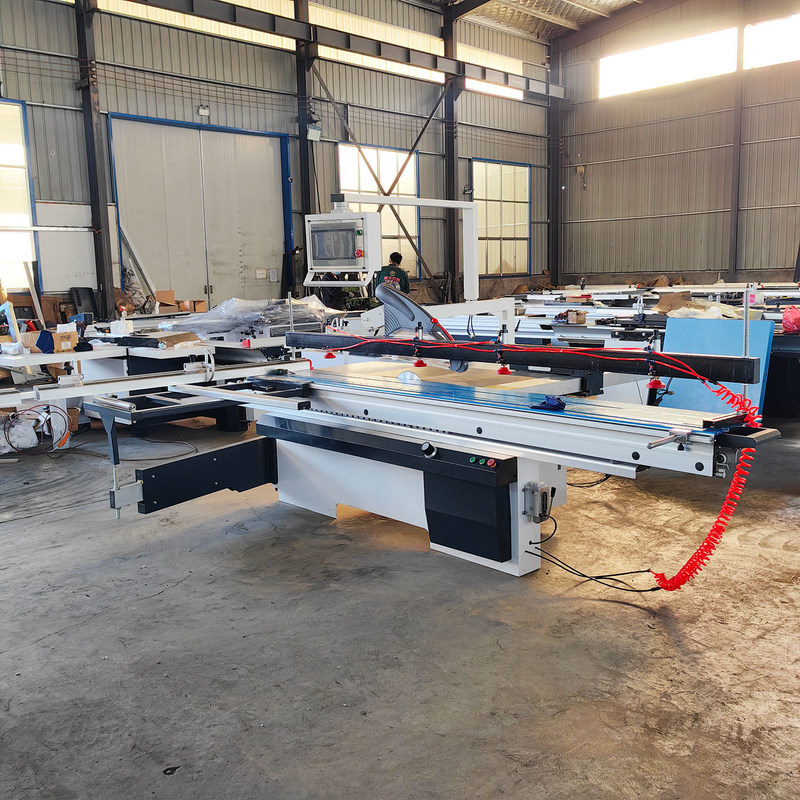 Macchina per segare il legno a tavola scorrevole con stile orizzontale di precisione industriale CNC