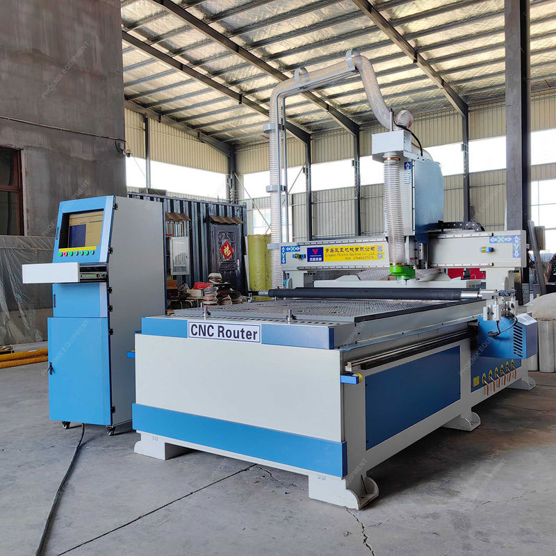 1300mm Travel CNC Milling Machine per la scultura in legno 3D personalizzabile e il taglio di cartoni
