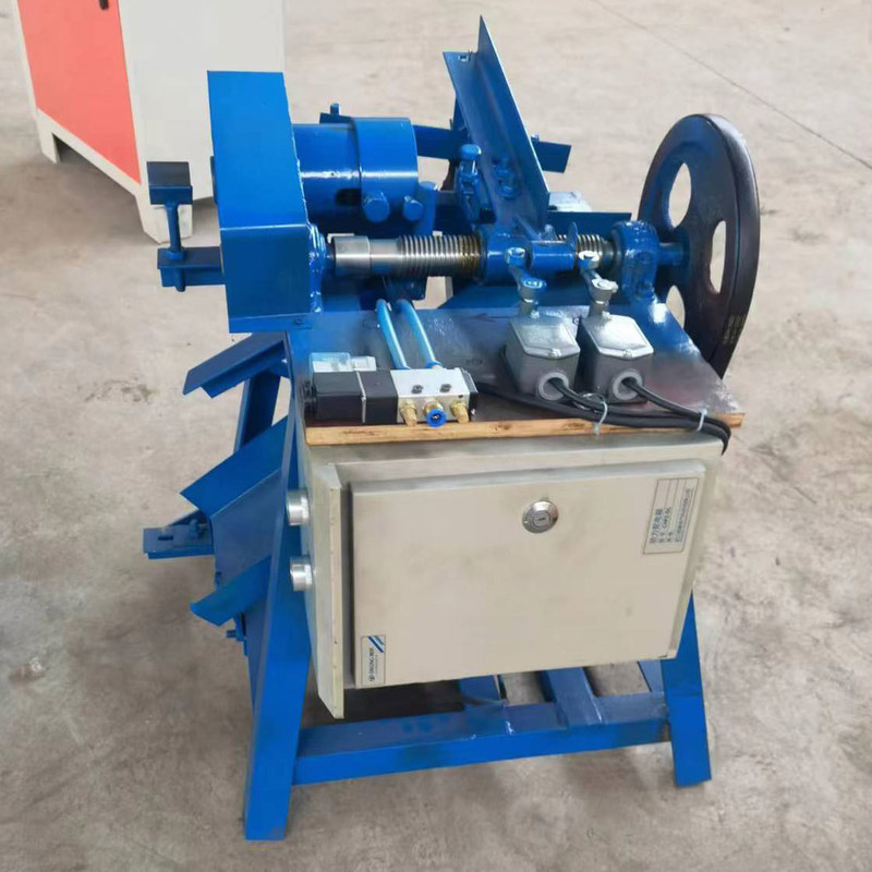 Macchine circolari di scarico dei denti per la fabbricazione di maniglie di scope a bastoncini di legno